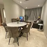 Skysuites Luxury Suite By Calmsojourn